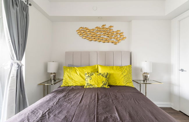 Charming Yorkville Condos - Photo 10