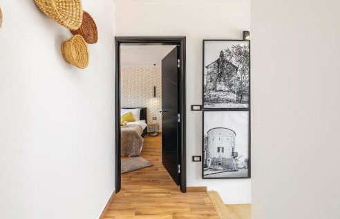 Stunning Home In Sivati - Photo 37