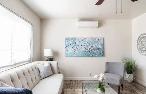 Casa Italia -2BR- FREE Driveway parking for 2 cars - Foto 1