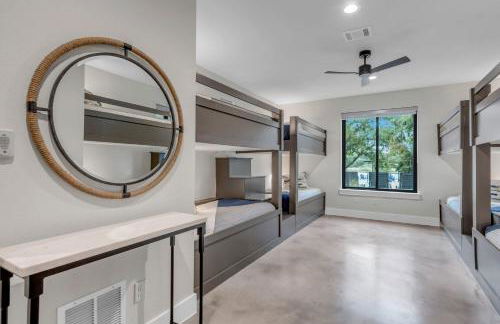 LBJ Bliss Retreat Heated Pool Hot Tub Game Rooms - Foto 32