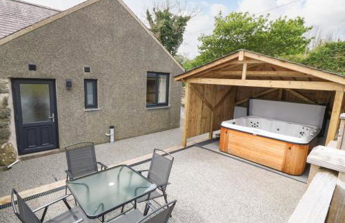 Tyddyn Sianel - Onnen - Foto 1