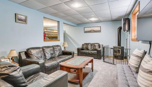 Secluded Family Cabin with Fire Pit in Lake Ariel! - Foto 4