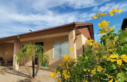 Casa Sunrise, Large Home, Minutes from Airport, YRMC, Mexico Borders - Foto 29