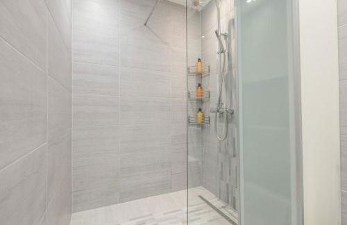 Spacious 3 Bedroom Home with PS5 and Pool Table Near O2 Arena Canary Wharf and Elizabeth Line to Central London - Foto 15