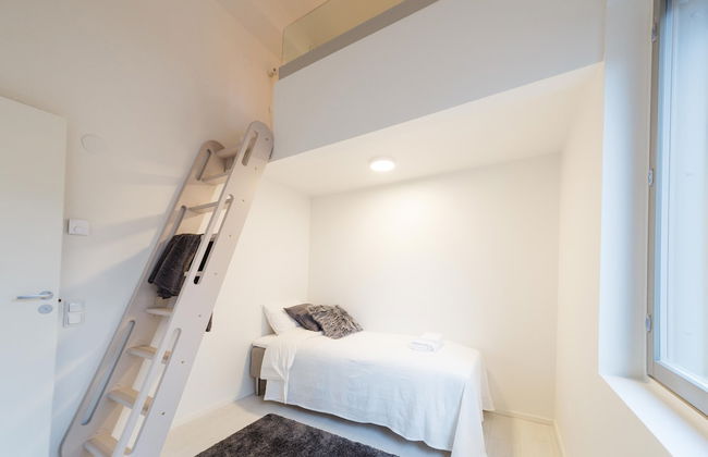 Spot Apartments Airport - Photo 12