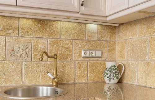 'Perithyron', Konstantina's House, Old Perithia - An Authentic stone Retreat in Corfu's most Historic Village - Photo 6