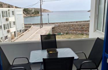 Με θέα τον όρμο της Βάρης - Photo 14