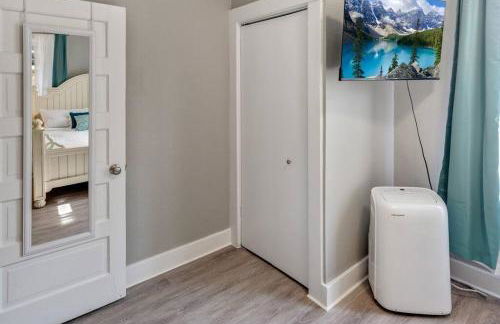 94 WalkScore King Bed Capitol Hill Beachy Apt - Foto 6