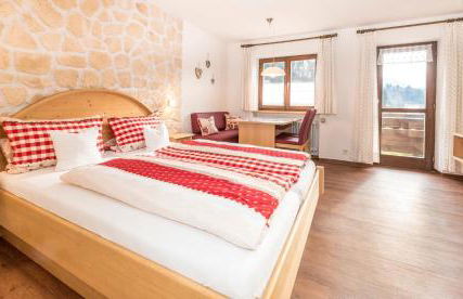 Gschwenderhaus Ferienwohnungen - Photo 30