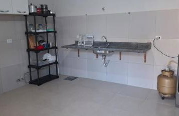 CASA - 2 minutos do aeroporto - 3 qtos com ar - Foto 29