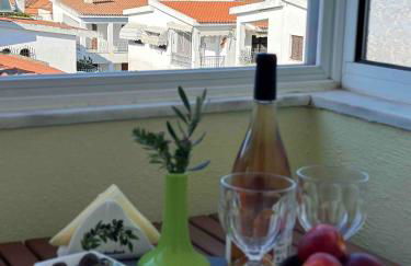 Top Floor Apartments - Photo 20