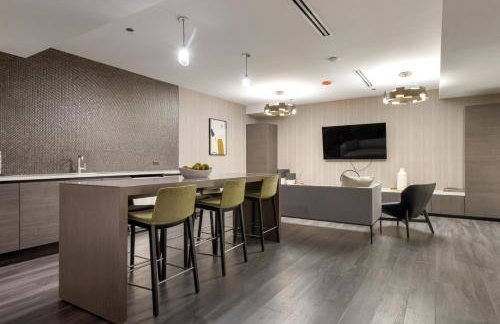 Experience Downtown Chicago at Millennium - Luxury Apartments in The Loop - Photo 14