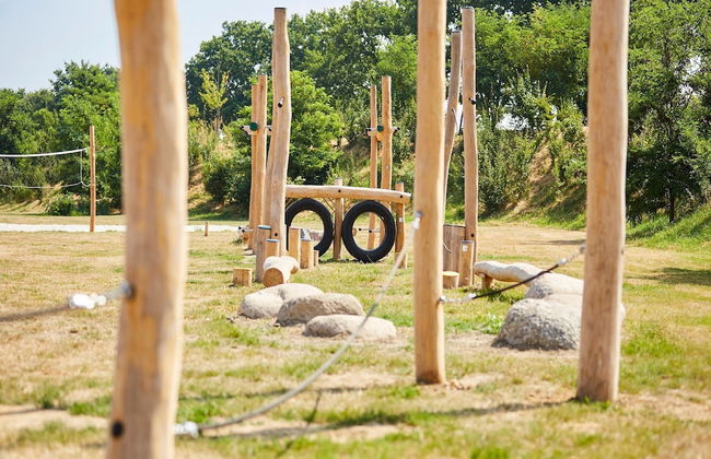 Villa With Sauna & Bubble Bath in Limburg - Photo 36