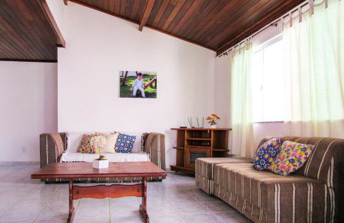 Casa com 4 Suítes, Piscina, Área Gourmet e Wifi - Foto 3