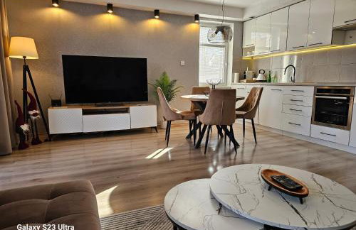 Apartament w Centrum z widokiem na jeziorko - Foto 3