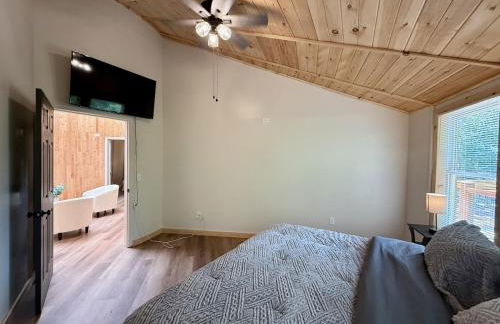 Stunning Lakefront Treehouse! Must book! - Foto 29