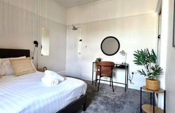 Claude Road Apartments by Switchback Stays - Photo 33