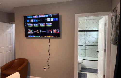 No Chores, 10min to downtown and 25min to Niagara Falls - Foto 21