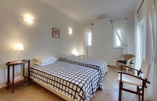 Villa in Carvoeiro With Swimming Pool - Foto 8