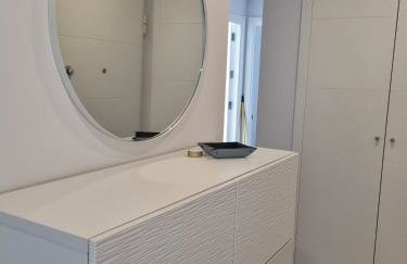 TOPLAGE Marbella Neubau Luxus-Apartment, Strand und Altstadt in Minuten zu Fuss - Photo 15