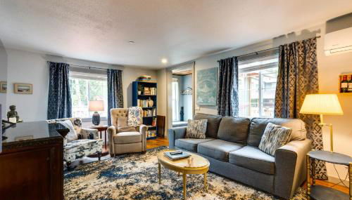 Hot Tub and Fire Pit Access! Peaceful Renton Retreat - Foto 5