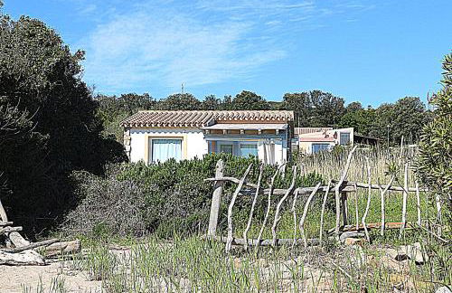 Lovely Beach House - Photo 24