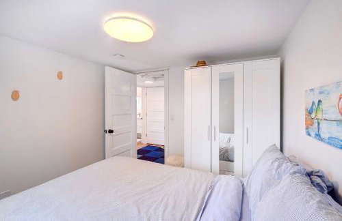 East Jordan Vacation Rental on Lake Charlevoix! - Foto 16