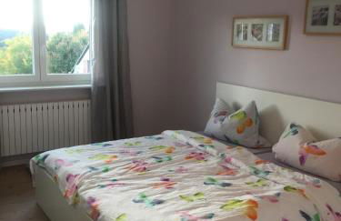 Ferienwohnung mit 3 Schlafzimmern, Erdgeschoss, zentral Freyung - Foto 3