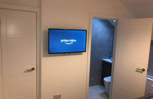 Oole 2 bed & en-suites house with parking near beach - Foto 21