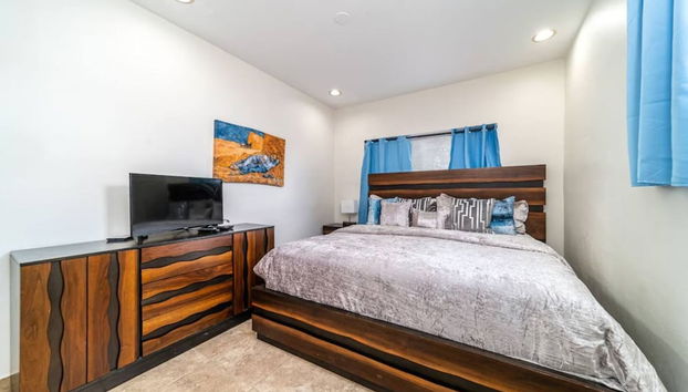 Stylish 2-story Home Pool - Foto 4, Habitación