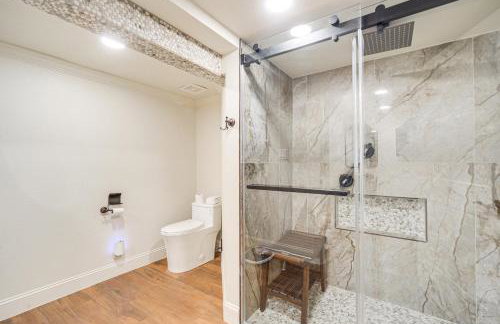 Panoramic Lake Views! Elegant Marble Falls Home - Foto 26