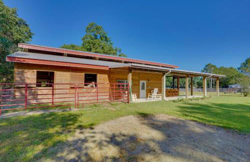Farm Stay Modern Barndominium in Lakeland! - Foto 18