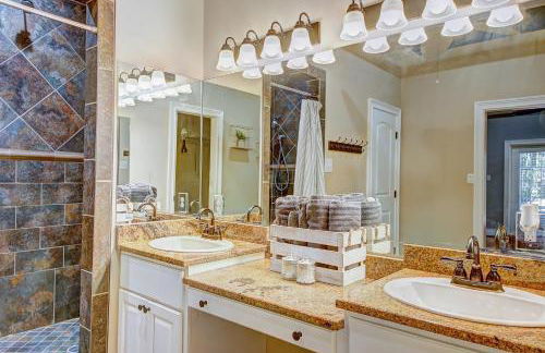 Hideaway Pool Retreat 18 miles from downtown Atlanta - Foto 4