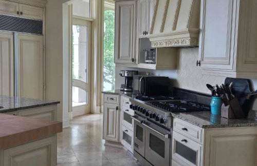 Lakeside Grande Villa - Foto 23