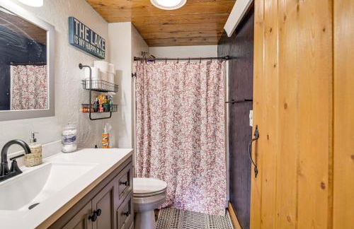 Private Beach! Lakefront Cabin in Panora - Photo 18