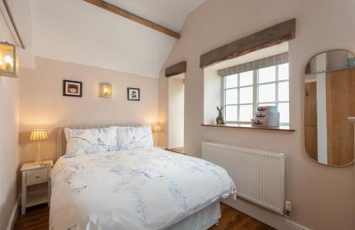 Stone Barn - Photo 14