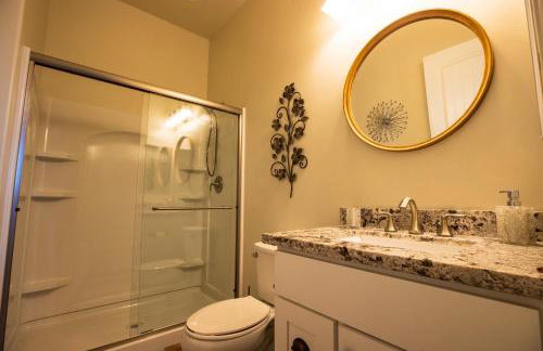 3400 SqFt House W/40Ft Heated Pool/Spa- Strip View - Photo 46