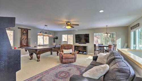 Lake Loon Hillside Cottage with Private Deck! - Foto 1