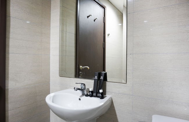 Best Location 2BR Ciputra International Apartment - Photo 28