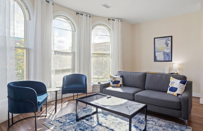 King Bed Walk Score 91 Near King ST Close to DCA - Foto 8