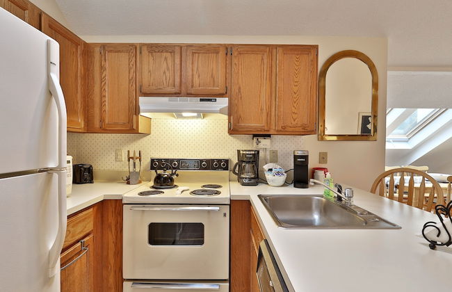 Pico Mountain Condo E306 2 Bedroom Condo - Photo 16