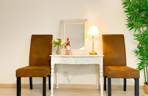 Entire 2 Bedroom Family Friendly House in Belem Lisbon 3 to 5 Guests - Photo 25