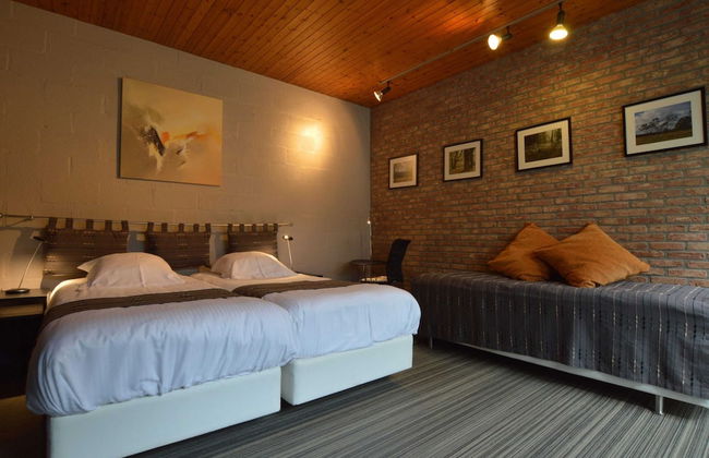 Luxury Villa with Swimming Pool near F1 Circuit - Foto 4