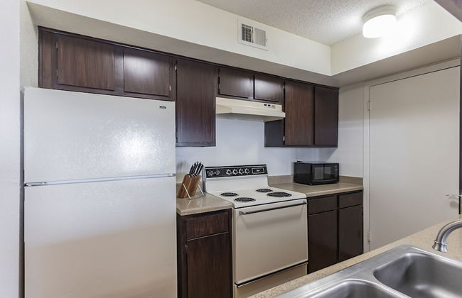 The Relaxing Suites of Midland - Photo 45