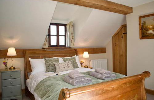 Luxury Spacious Country Home w/ Mountain Views - Photo 18