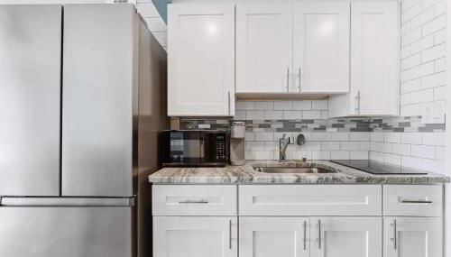 301 Ocean Ave, Unit 202 - The Harbor Light - Foto 3