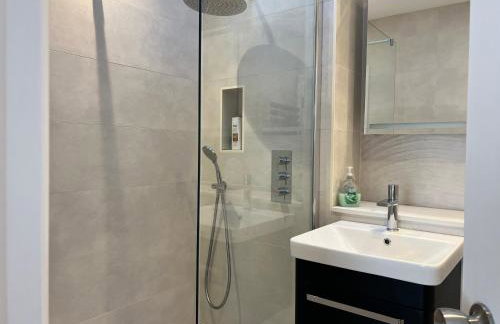 300m to Fitzwilliam museum 3 en-suites double bedroom Victoria house - Foto 7