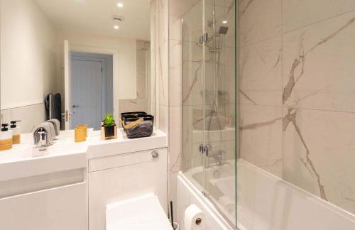 Stylish 2BR Apartment at Trinity Point Gravesend - Foto 6