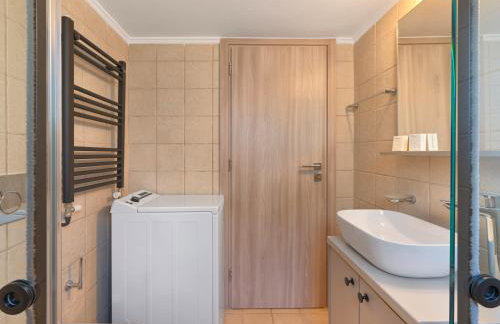 Penthouse Apartment & Studio near Glyfada - free Parking - Foto 8