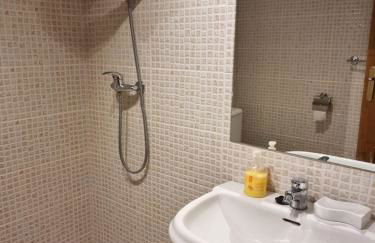 Luxurious Holiday Home in Benahavis - Photo 52